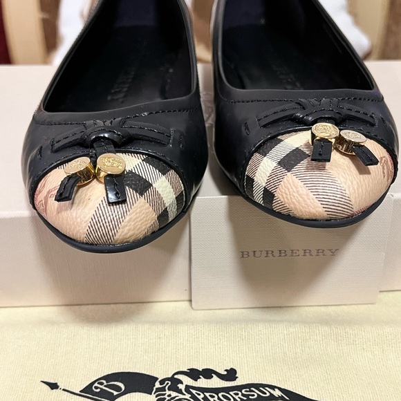 BURBERRY AUTHENTIC HAYMARKET YATES COATED CANVAS LEATHER BALLET… - Picture 3 of 17